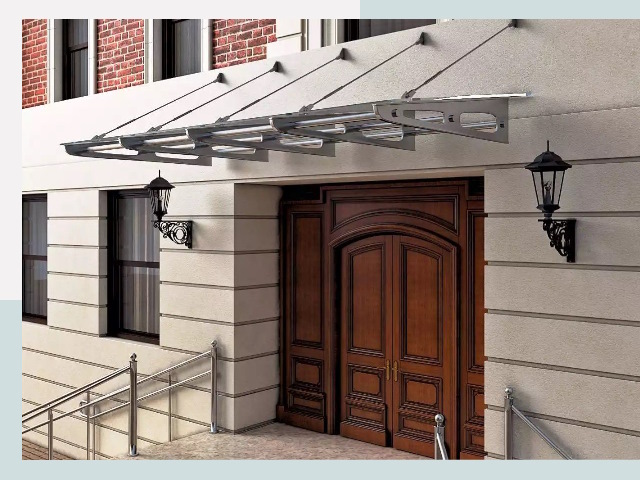 Металлические козырьки от 608 руб. в Электростали